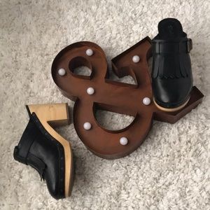 Madewell Black Clogs